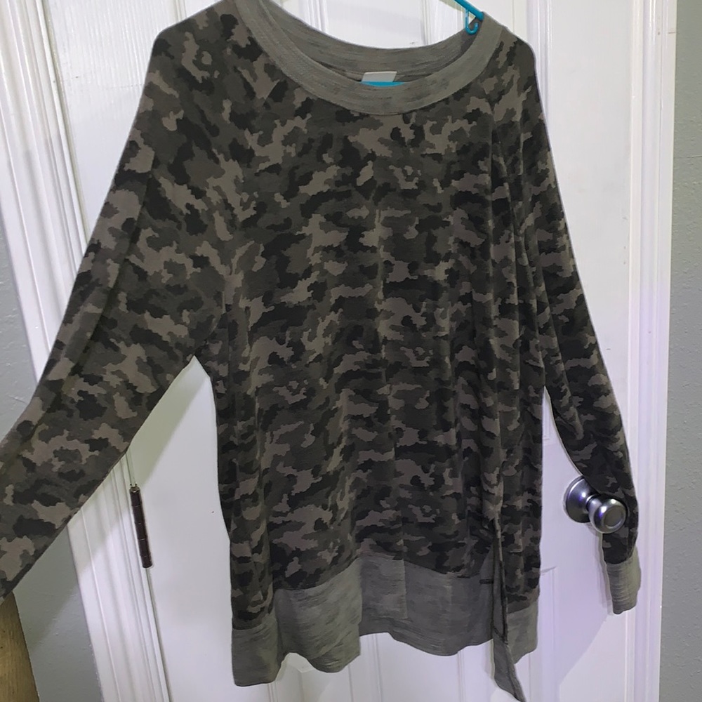 Camo long sleeve